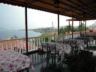 Guest house Bacchus 2*